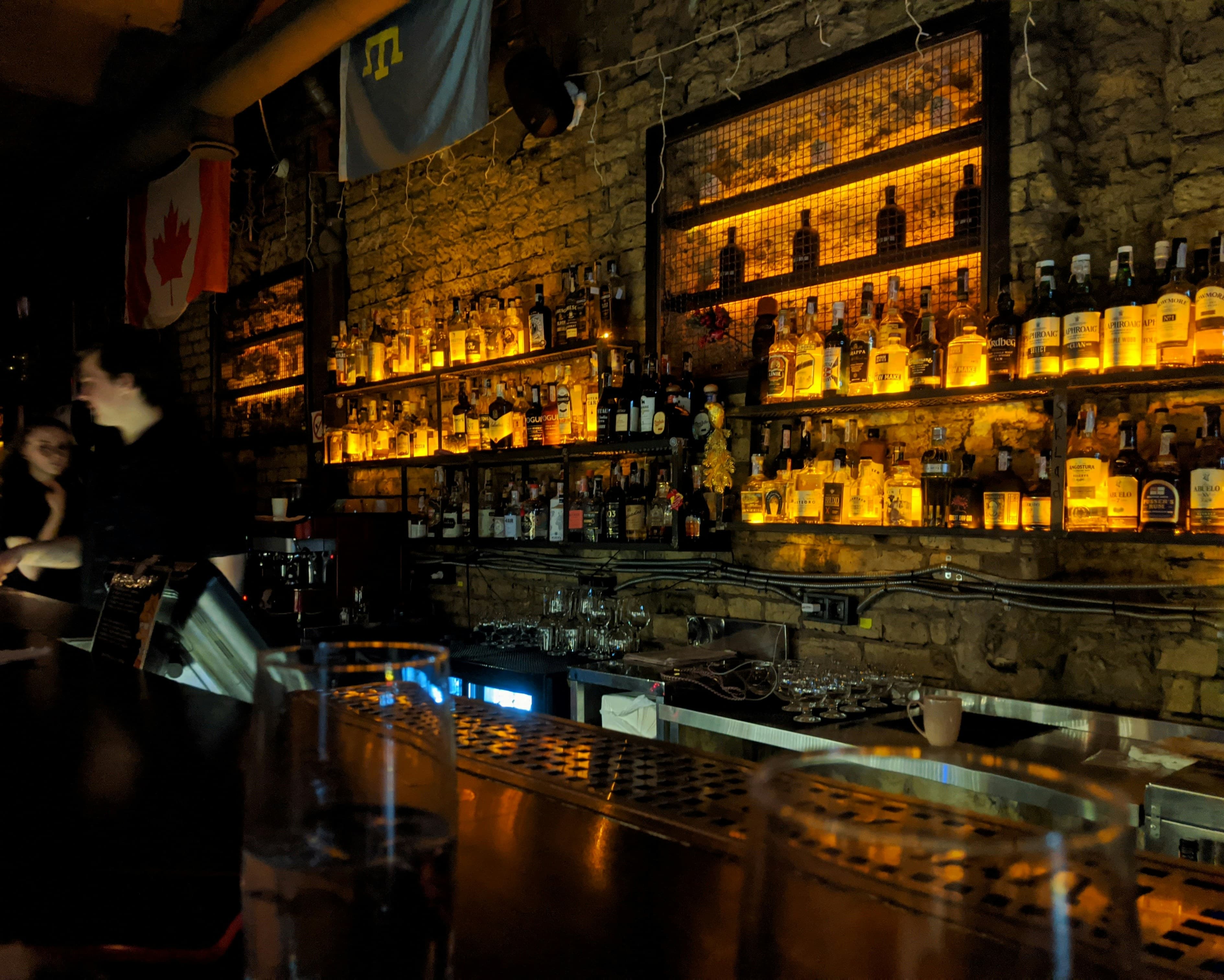 Bar Restaurant for Sale in Anjos, Lisbon with 90-Person Capacity