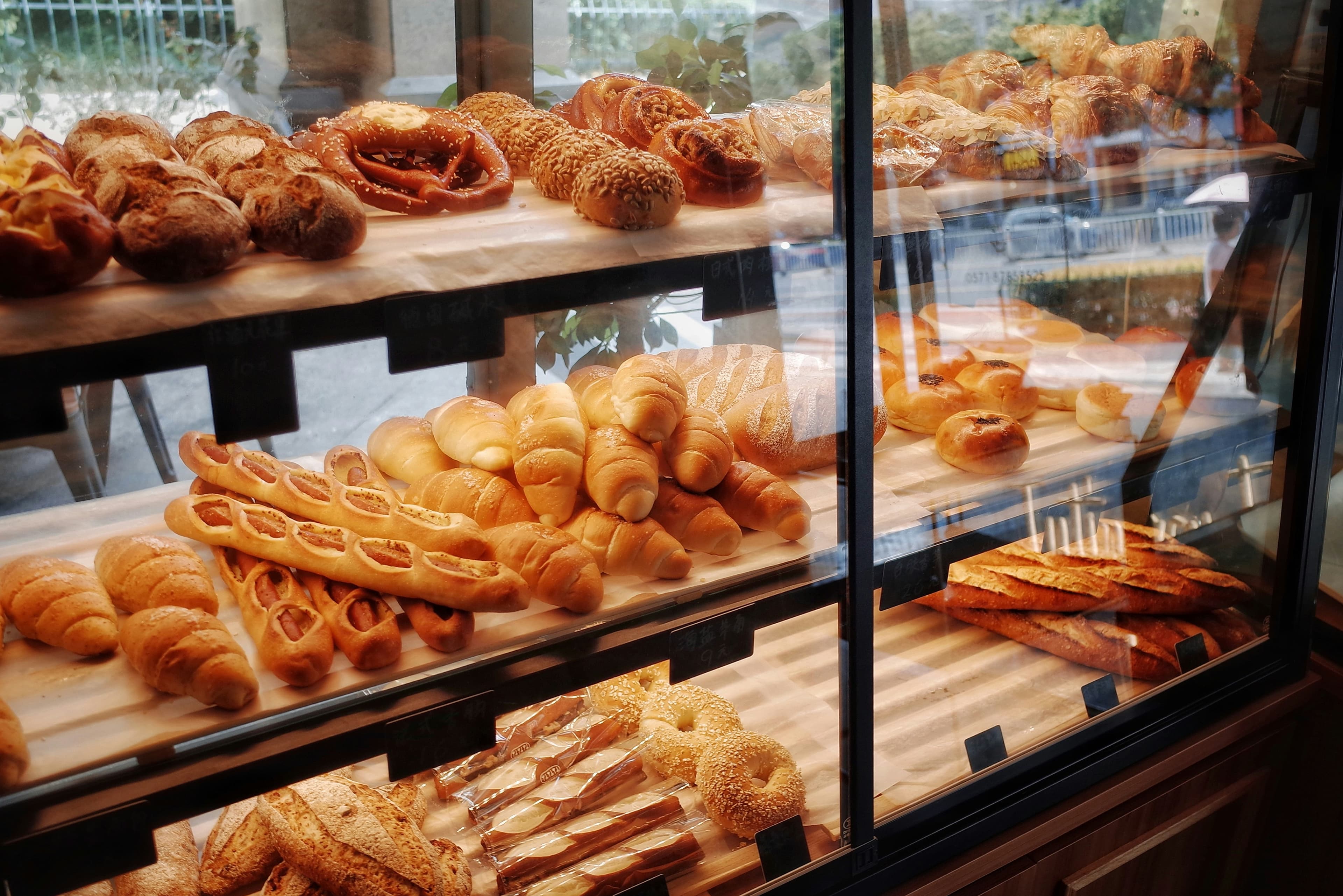 French Bakery and Grocery for Sale, Príncipe Real, Lisbon, Portugal